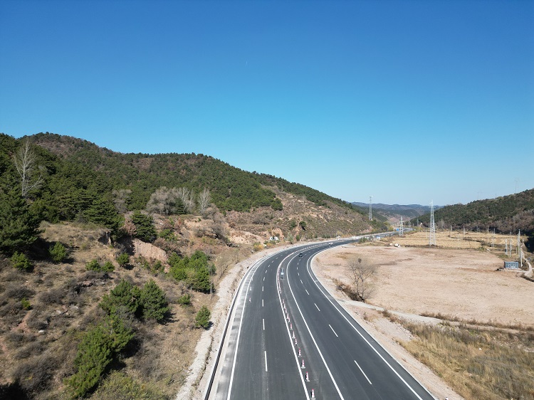 ɽ��S318��Ŀ��������·��ȫ������