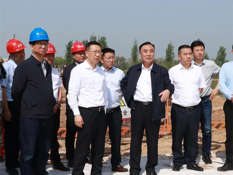 ��˾��ί����ǡ������³����ܾ�����С�������۸���TJ1��Ŀһ������������