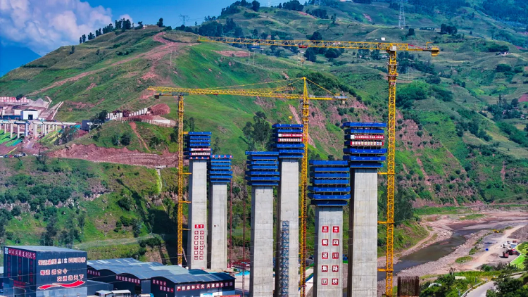 ��Ŀ��̬ | ��������ȡ���½�չ